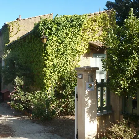 Bed & Breakfast Aux Cigalons